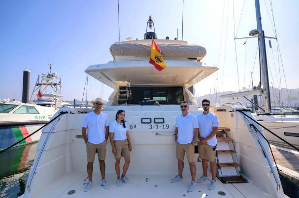 Ferretti 70 gallery 3