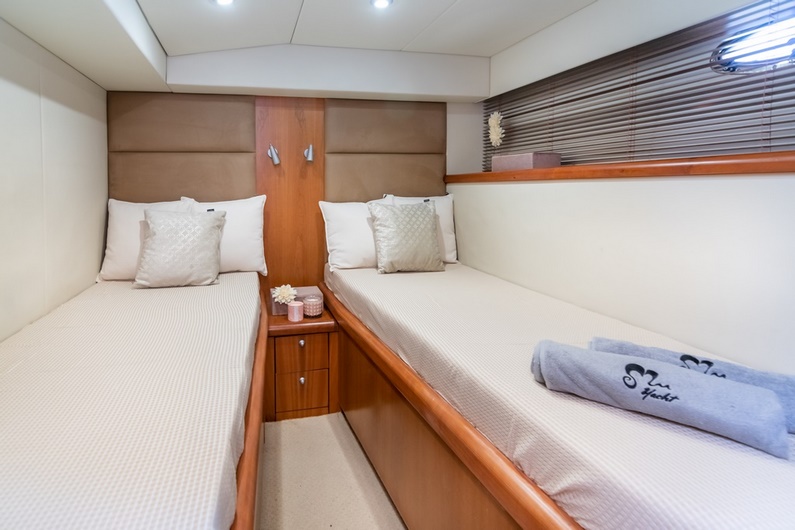 Sunseeker 55 Predator gallery 12