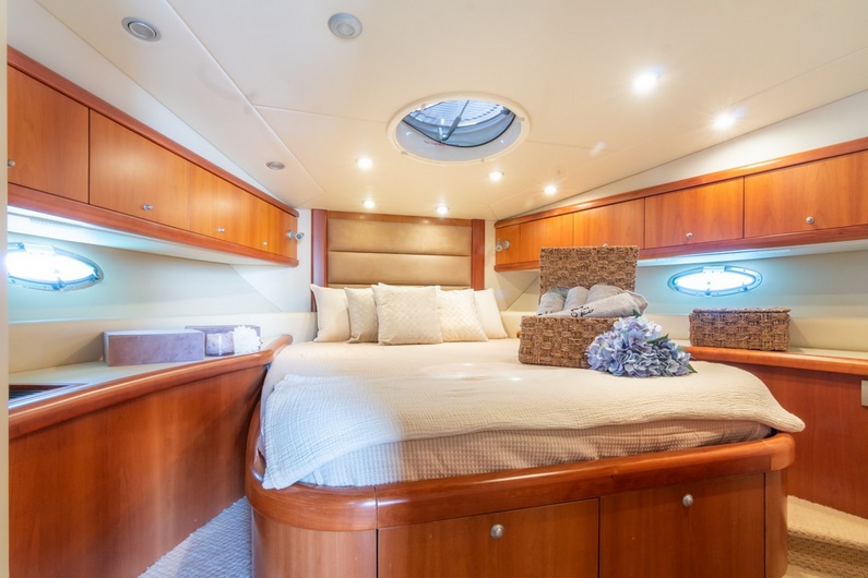 Sunseeker 55 Predator gallery 8