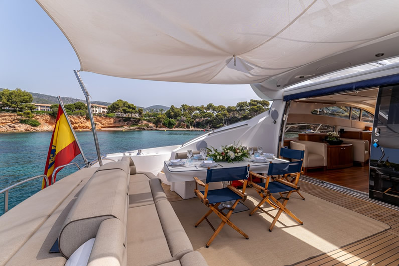 Sunseeker Predator 72 gallery 6